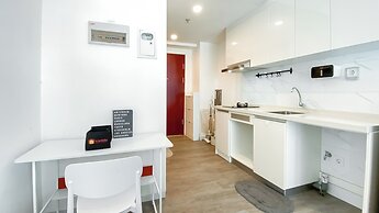 Comfortable And Simply Studio At Sky House Alam Sutera Apartment