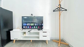 Comfortable And Simply Studio At Sky House Alam Sutera Apartment