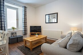 Coopers Croft - 1 Bedroom Apartment Markinch