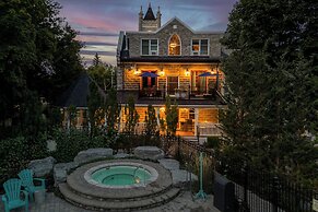 The Manse Boutique Inn