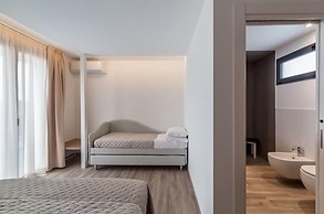 RICCIONE BEACH HOTEL-VERO' BOUTIQUE HTL