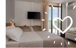 RICCIONE BEACH HOTEL-VERO' BOUTIQUE HTL