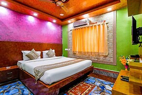 Hotel Rahi Crown by Stays Easy