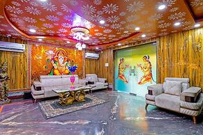 Hotel Rahi Crown by Stays Easy