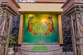 Hotel Rahi Crown by Stays Easy