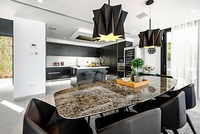 Luxury Villa with Views Marbella