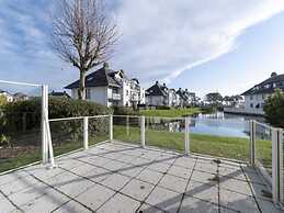 Apartment in Middelkerke Near Beach & Pool