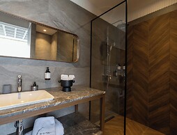 Yin Hotel & Spa