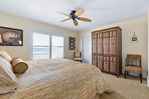 Oceanfront 2 bed 2 Bath Condo New Smyrna Beach