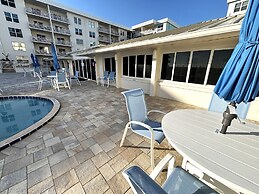 Oceanfront 2 bed 2 Bath Condo New Smyrna Beach