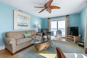 Oceanfront 2 bed 2 Bath Condo New Smyrna Beach