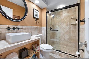 Oceanfront 2 bed 2 Bath Condo New Smyrna Beach