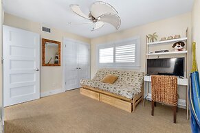 Oceanfront 2 bed 2 Bath Condo New Smyrna Beach