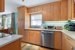 Oceanfront 2 bed 2 Bath Condo New Smyrna Beach