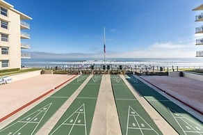 Oceanfront 2 bed 2 Bath Condo New Smyrna Beach