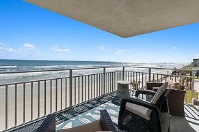 Oceanfront 2 bed 2 Bath Condo New Smyrna Beach