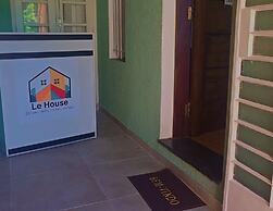 Le House Hotel Sp