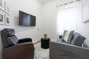 Elegant Harlem Suites