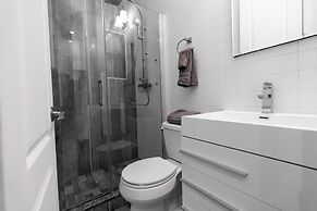 Elegant Harlem Suites