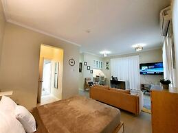 CTBH at EI8HT Super Studios