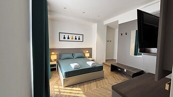 Seaside Suites