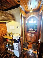 Vacation House Camp 7 Baguio Transient 6BR