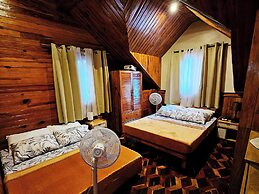Vacation House Camp 7 Baguio Transient 6BR