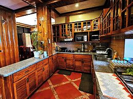 Vacation House Camp 7 Baguio Transient 6BR