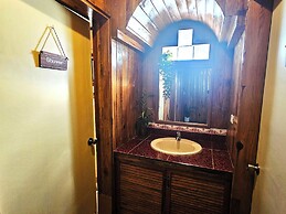 Vacation House Camp 7 Baguio Transient 6BR