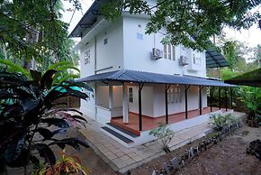 Riverside GuestHouse