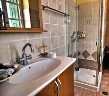 Gero-fotis Guesthouse - Upper Floor Superb View