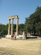 Gero-fotis Guesthouse - Upper Floor Superb View