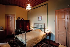 Gero-fotis Guesthouse - Upper Floor Superb View