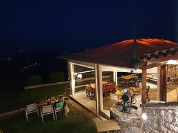 Gero-fotis Guesthouse - Upper Floor Superb View