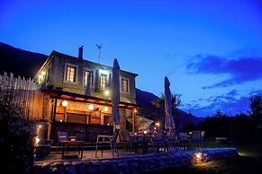 Gero-fotis Guesthouse - Upper Floor Superb View