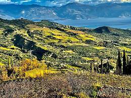 Gero-fotis Guesthouse - Upper Floor Superb View