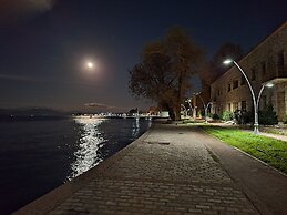 Gero-fotis Guesthouse - Upper Floor Superb View