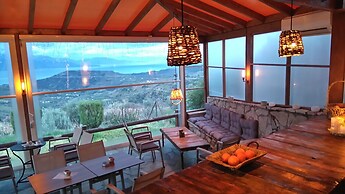 Gero-fotis Guesthouse - Upper Floor Superb View