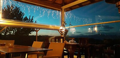 Gero-fotis Guesthouse - Upper Floor Superb View