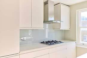 The Notting Hill Hideout - 2bdr Apartment
