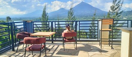 My Hill Eco-Lodge
