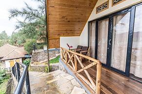 My Hill Eco-Lodge