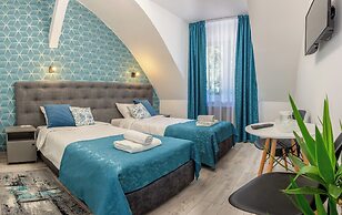 AMEL ROOMS