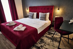 AMEL ROOMS