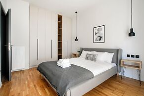 Astoria -Luxury 2-BR Apartment in Athens