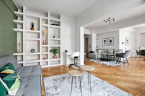 Astoria -Luxury 2-BR Apartment in Athens