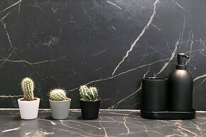 Astoria -Luxury 2-BR Apartment in Athens