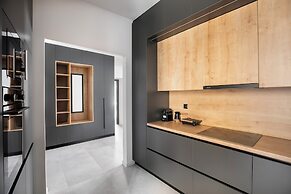 Astoria -Luxury 2-BR Apartment in Athens