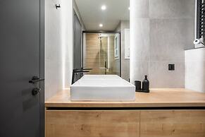 Astoria -Luxury 2-BR Apartment in Athens