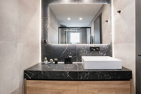 Astoria -Luxury 2-BR Apartment in Athens